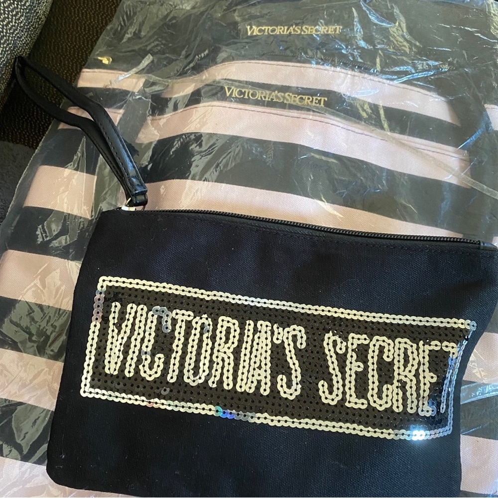 Victoria’s Secret Tote & Pouch